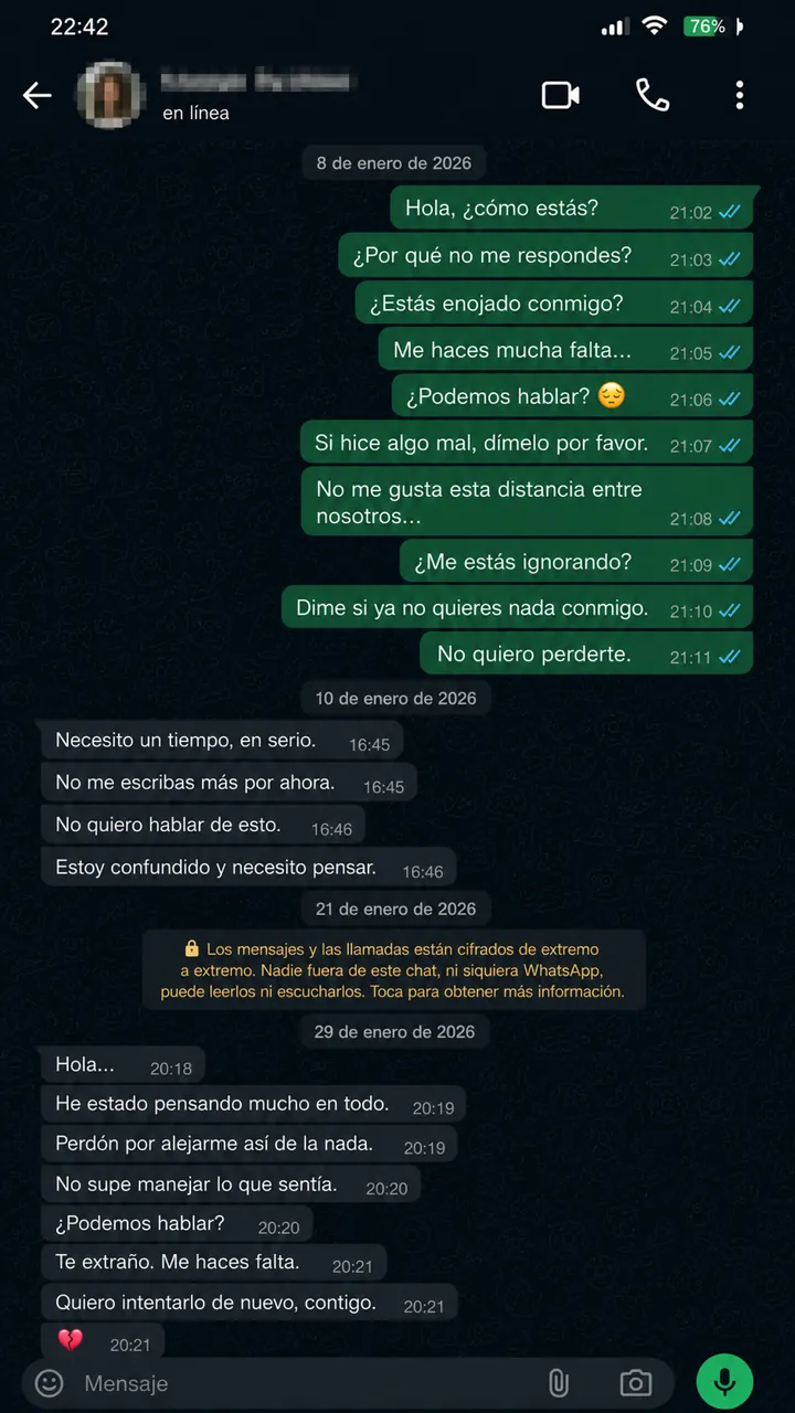 Captura de conversación: él vuelve a buscar tras aplicar el Efecto Imán